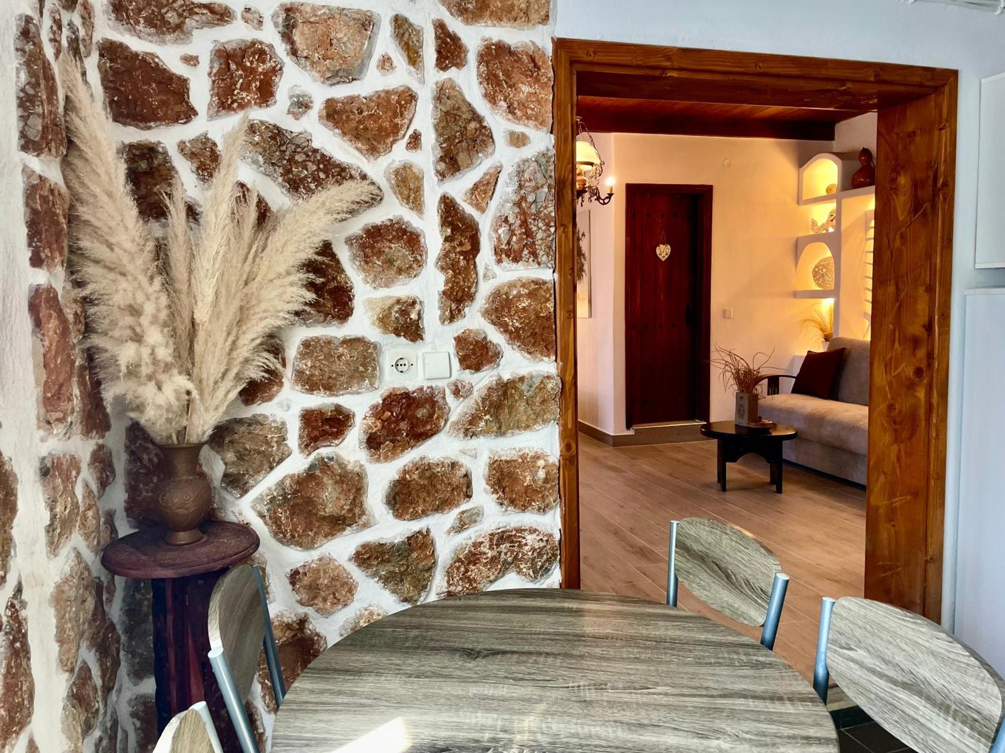 Atlazia Suites Алінда Екстер'єр фото