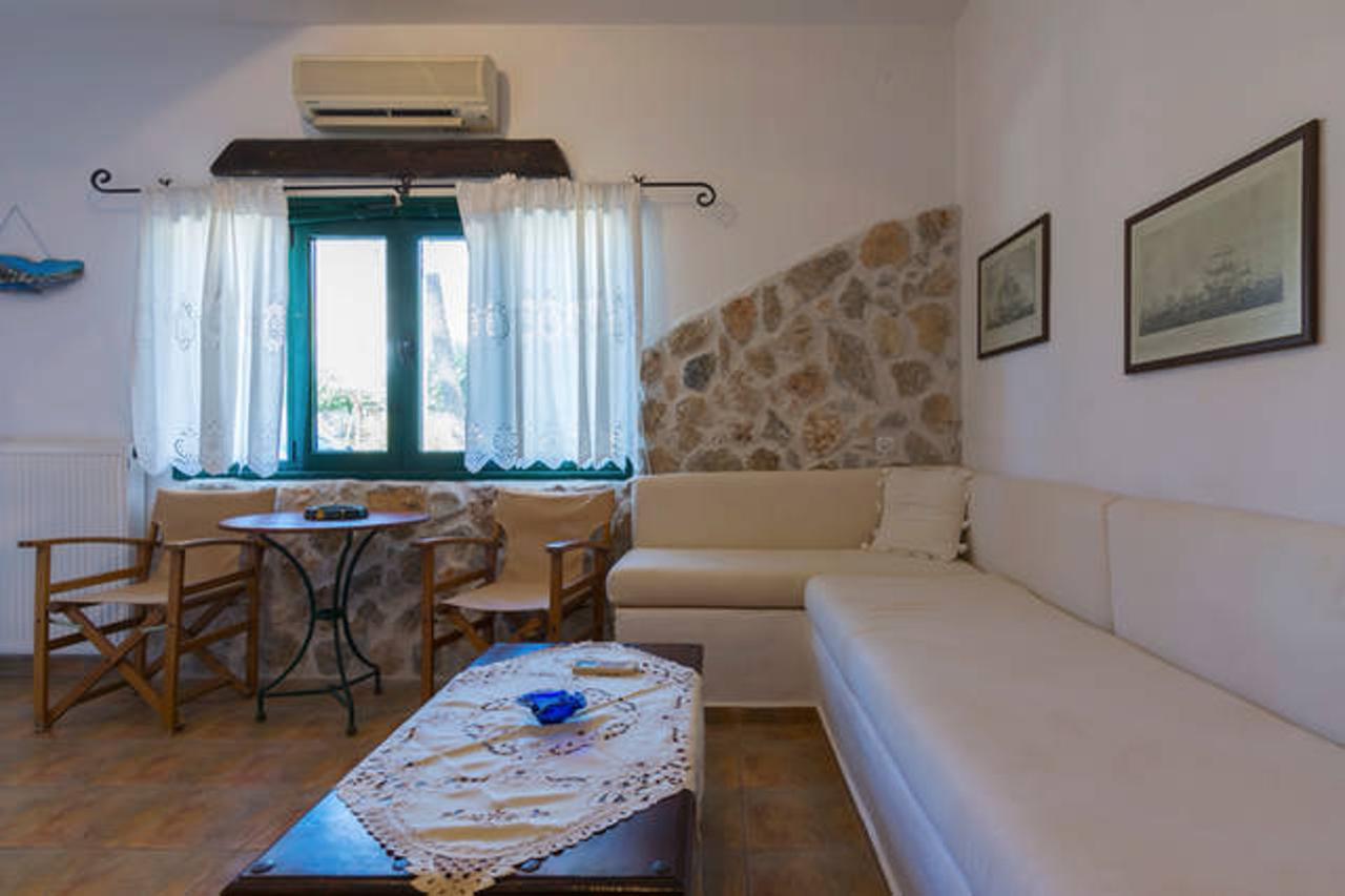 Atlazia Suites Алінда Екстер'єр фото